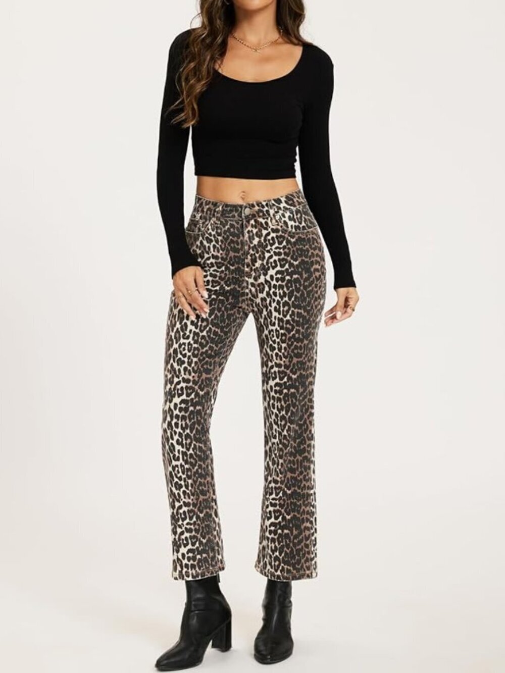 🐆✨ NWT Leopard Print Straight Leg Jeans Size 18